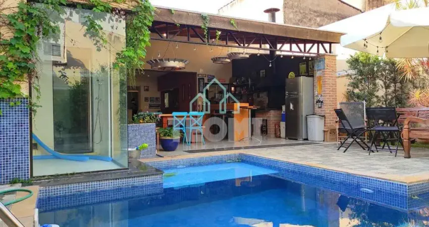 Sobrado com 3 dormitórios à venda, 360 m² por R$ 2.000.000,00 - Independência - Taubaté/SP