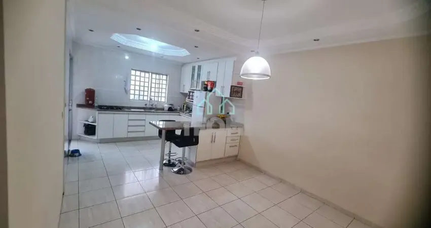 Casa com 3 quartos à venda no Alto São Pedro, Taubaté