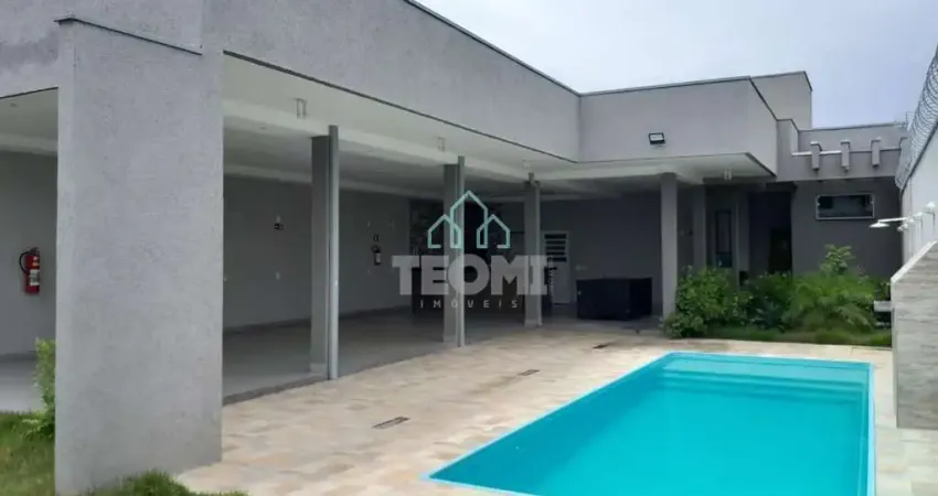 Casa comercial à venda no Esplanada Santa Helena, Taubaté