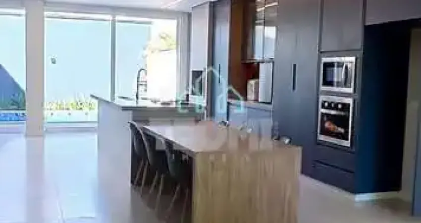 Casa com 3 quartos para alugar no Parque São Cristóvão, Taubaté