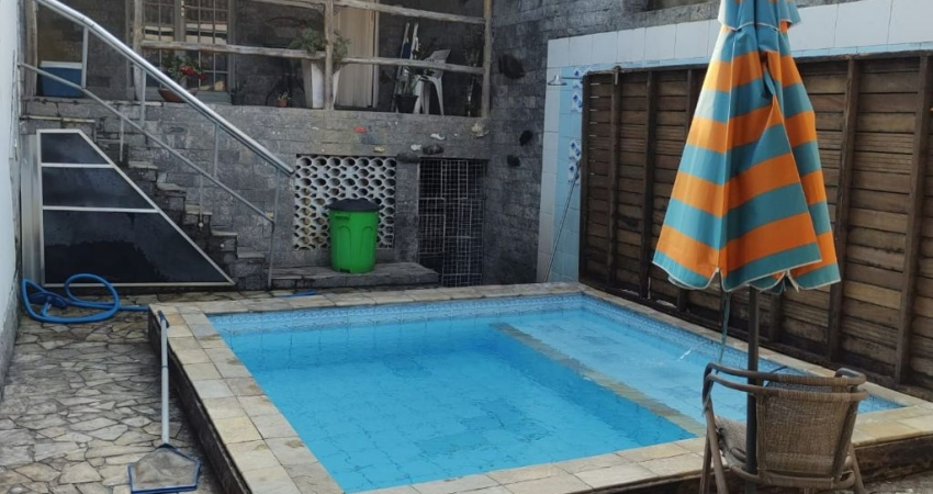 Oportunidade Imperdível - Casa Excelente no Bairro da Luz, Nova Iguaçu!