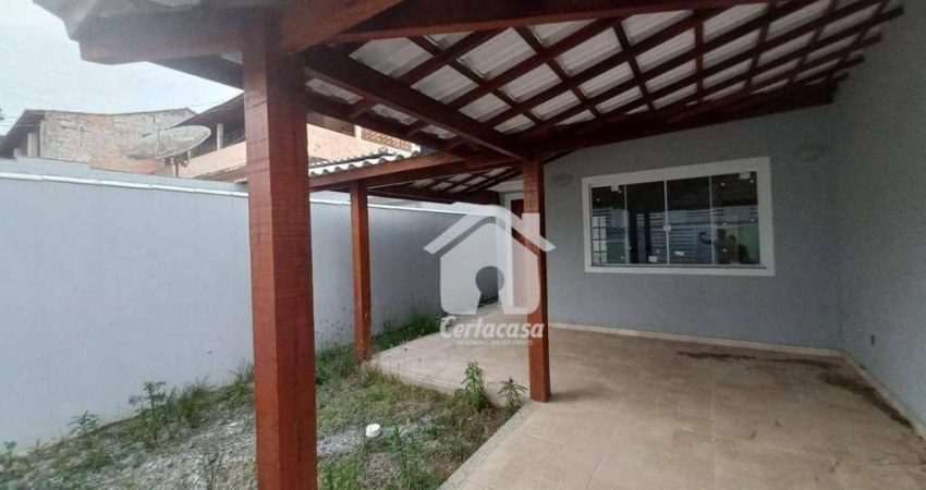 ACEITA FINANCIAMENTO!  Excelente casa linear composta por 3 quantos sendo uma suíte, sala, cozinha, banheiro social, área de serviço e garagem.