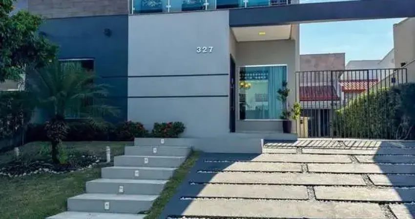 Casa duplex em condomínio Passaredo