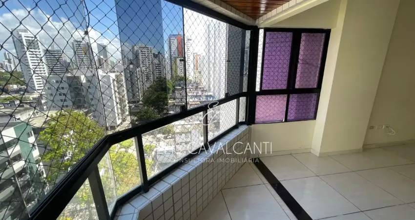 Vendo apartamento em setúbal com 03 quartos , área de lazer com piscina, localização prilegiada.