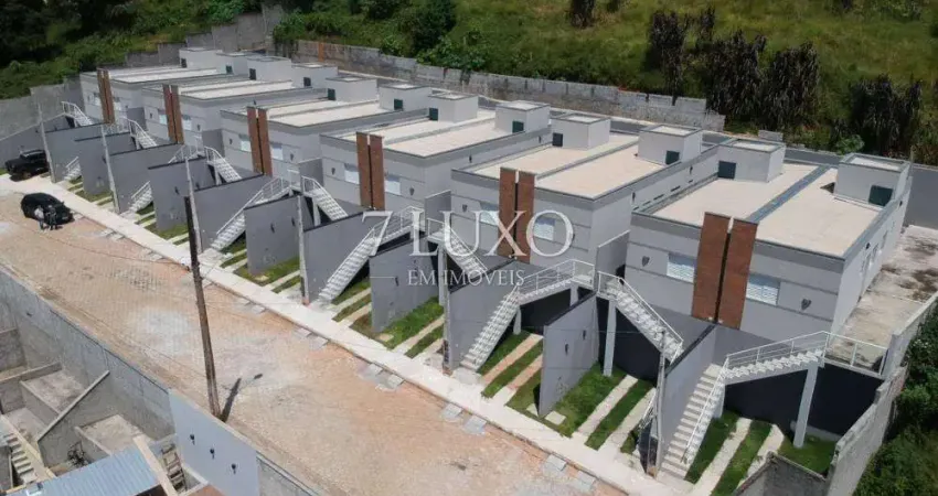 Oportunidade em Condomínio Fechado – Casa Nova com Excelente Localização