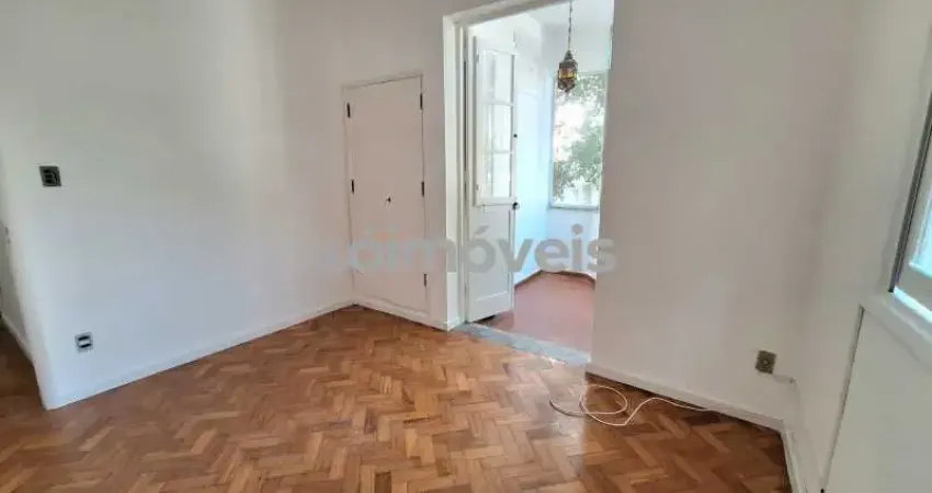 Oportunidade na gávea, 3 quartos com garagem preço abaixo do mercado