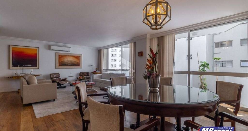 Apartamento com 3 Quartos e 3 banheiros à Venda, 188 m², JD Paulista
