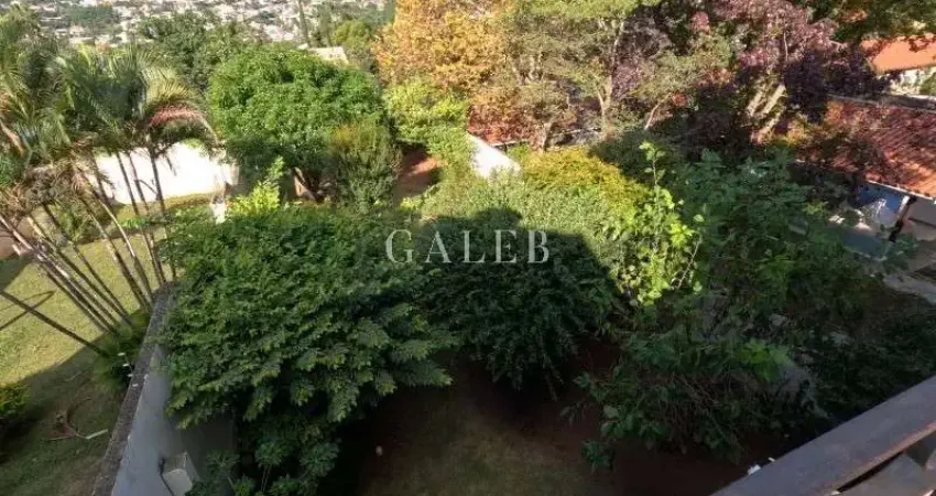 Sobrado à venda com 3 suítes e um quintal incrível! além da vista panorâmica...