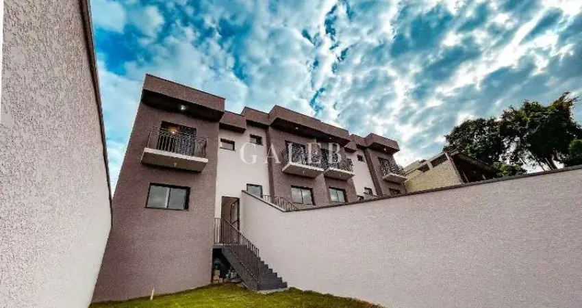 Sobrados à venda com 02 suítes e vista para pedra grande (não geminado)