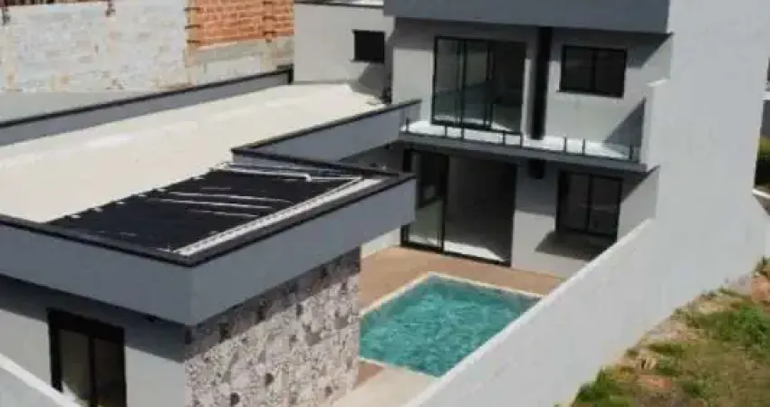 SOBRADO À VENDA COM 3 SUÍTES EM CONDOMÍNIO NA ENTRADA DA CIDADE