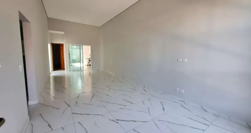 Casa térrea à venda com 3 quartos sendo uma suíte em ótima localização