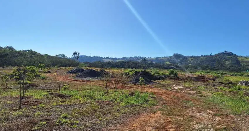 Terreno industrial para venda na Vila Industrial, com excelente topografia que permite construção de Galpão em Bom Jesus dos Perdões