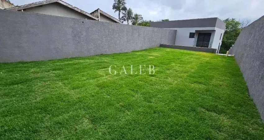 SOBRADO COM 3 SUÍTES E COM PISCINA
