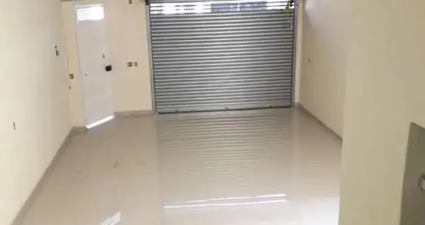 Salão Comercial à Venda: 85m² no Centro de Atibaia-SP