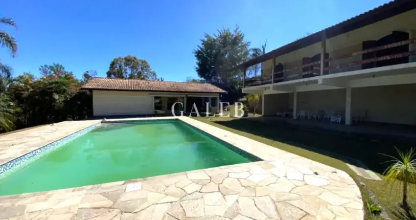 Chácara de luxo em condomínio com 5000m2, 6 quartos e 2 suítes em atibaia-sp, recanto dos palmares - imperdível!