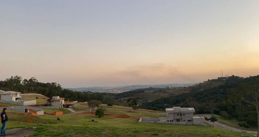 Terreno à venda no Condominio Quintas da Boa Vista, Atibaia 