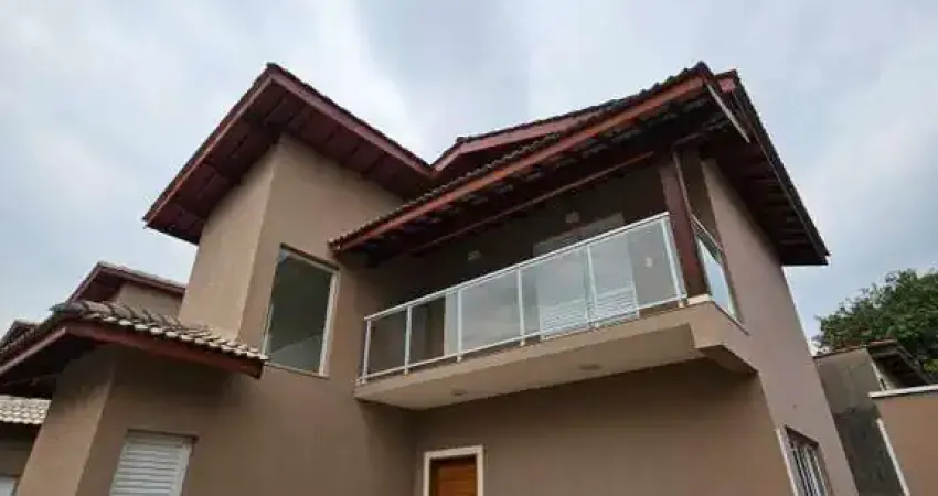 Casa em Condomínio à Venda em Atibaia-SP, Jardim Morumbi: 3 Quartos, 1 Suíte, 2 Salas, 3 Banheiros, 2 Vagas, 100m².