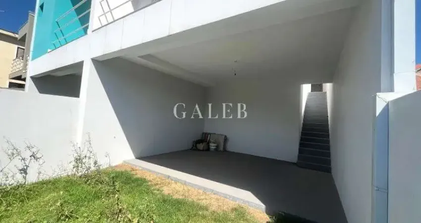 Casa à venda no jardim imperial, atibaia-sp: 2 quartos, 1 suíte, 2 salas, 2 banheiros, 1 vaga de garagem, 125m².