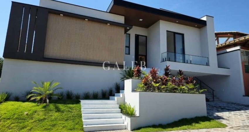 Casa de alto padrão à venda em condomínio de luxo em Atibaia-SP, 3 suítes, 2 salas, 4 vagas - Imperdível!