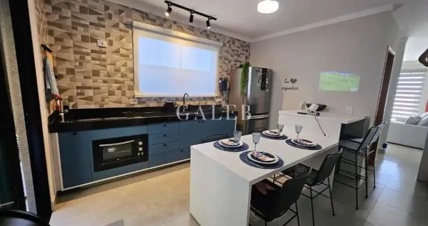 Linda Casa à Venda em Atibaia-SP, Jardim Maristela: 2 quartos, 2 suítes, 2 salas, 3 banheiros, 2 vagas, 142 m².