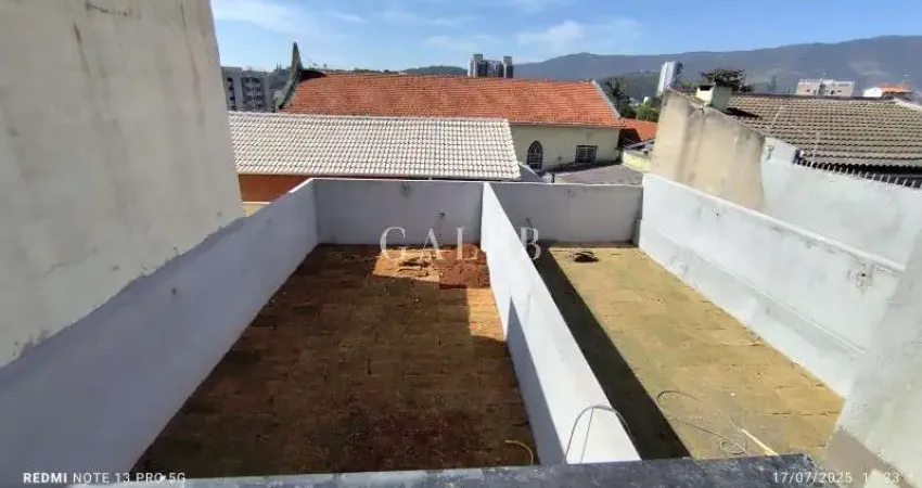 Imperdível oportunidade: Casa à venda em Atibaia Jardim, com 2 quartos, 2 suítes e 99,45 m² de área construida