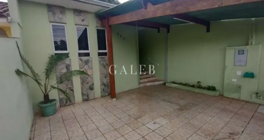 Casa térrea 2 quartos com suite e excelente localização pronta para morar ou renda