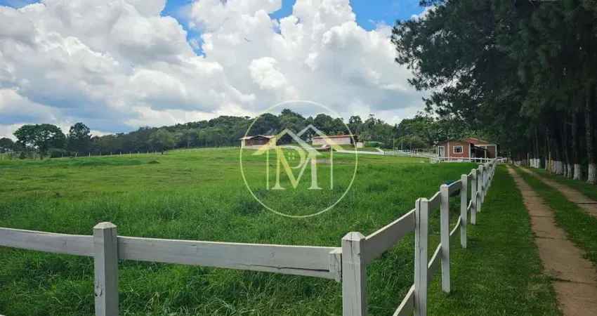 Haras com 3 dormitórios à venda, 27000 m² por R$ 2.400.000 - Aparecidinha - Sorocaba/SP