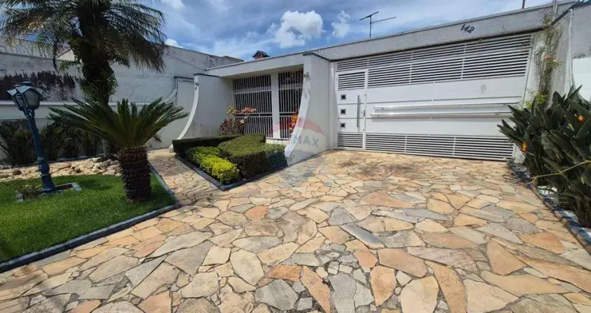 Casa Terrea Residencial ou Comercial, com edicula e piscina, Mogi Moderno - São João