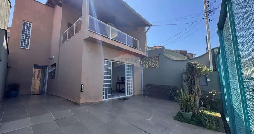 Casa dos sonhos com 4 quartos na vila santana, alto do ipiranga em mogi das cruzes!