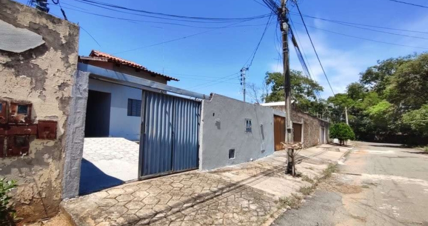 2 Casas à Venda com 2 dormitórios, 360,00m² no mesmo lote