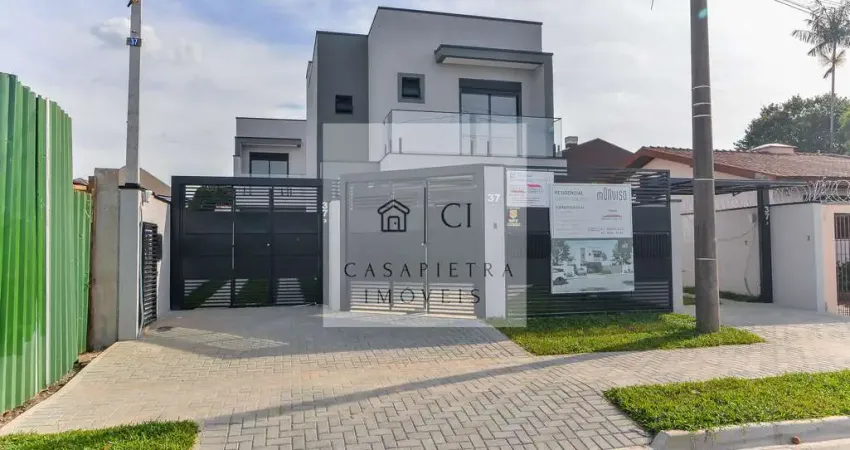 Sobrado 3 quartos no bairro Uberaba de frente pra rua com 95m2
