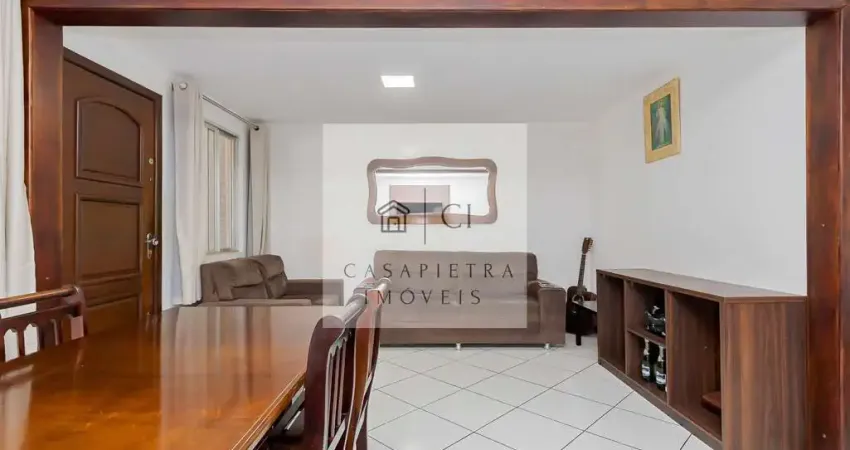 Sobrado à Venda | 3 Quartos | Centro de Pinhais | 82m²