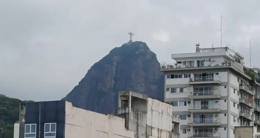 Excelente Cobertura à venda, 01 quarto, 75m2 , Copacabana