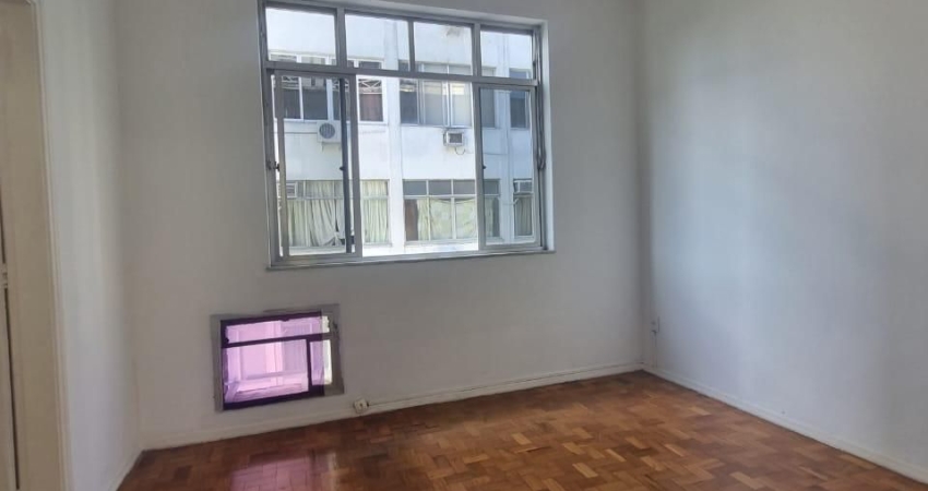 Apartamento à veda,  35 m2, 01 quarto, Botafogo