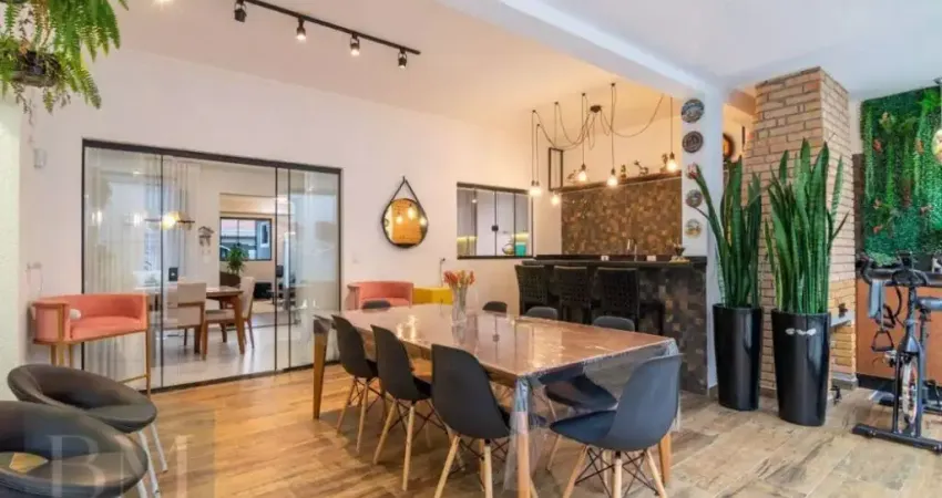 Sobrado duplex semimobiliado, 4 dormitórios, sendo uma suíte à venda por R$ 1.599.000 - Fazenda Velha - Araucária/PR
