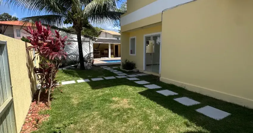 Encante-se com esta belíssima residência em condomínio fechado, perfeita para quem busca conforto, lazer e segurança.