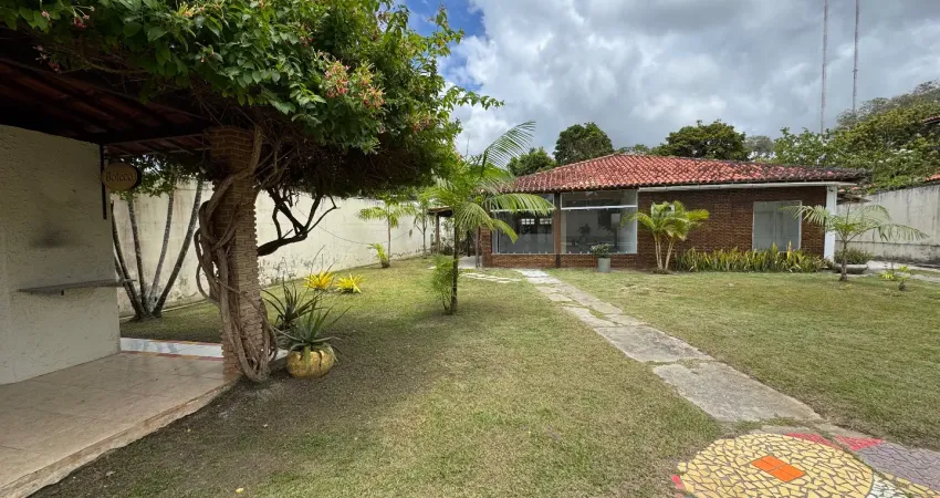 Linda chácara disponível para locação anual dentro de condomínio fechando no litoral norte da bahia