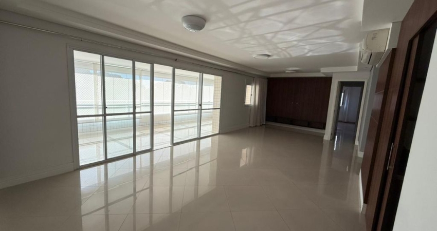 Lindo apartamento para alugar no Grand Clube Vila Ema com 3 suítes e 3 vagas garagem