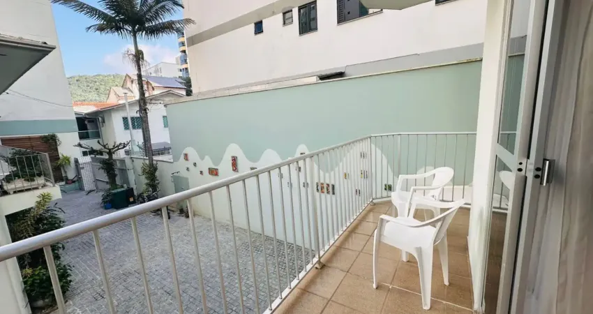 Apartamento para até 8 pessoas no centro de balneário camboriú disponível para locação por diária.