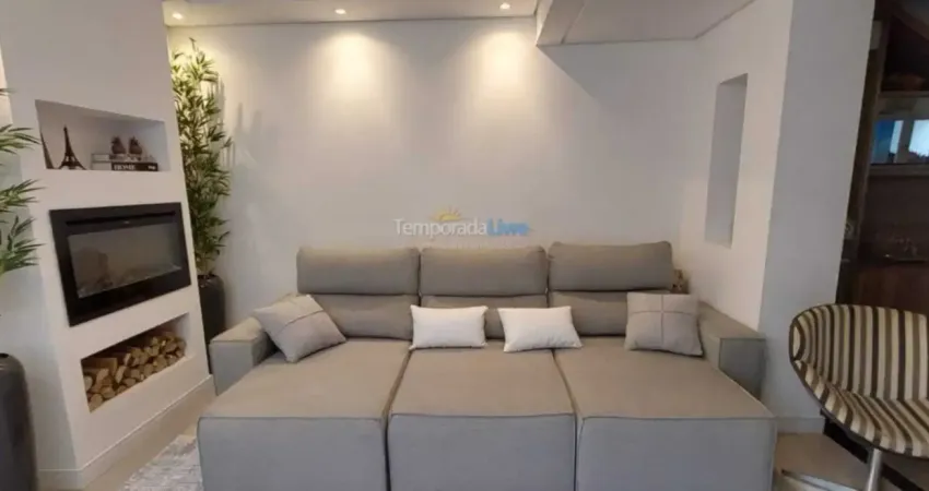 Casa para até seis pessoas próximo a praia central em balneário camboriú