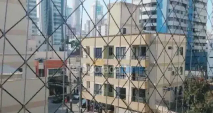 Apartamento para até seis pessoas no centro de balneário camboriú