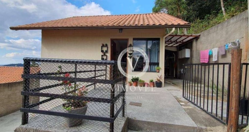 Casa com 2 dormitórios à venda, 45 m² por R$ 260.000,00 - Varginha - Nova Friburgo/RJ