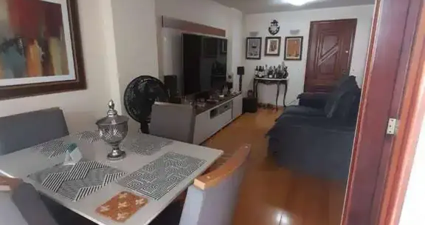 Apartamento à venda no Centro