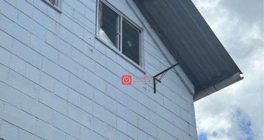 Apartamento Duplex à venda no Cordoeira