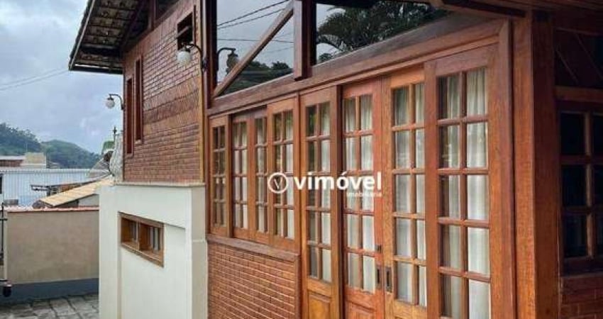 Casa com 3 dormitórios à venda, 293 m² por R$ 790.000 - Conselheiro Paulino - Nova Friburgo/RJ