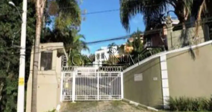 CASA RESIDENCIAL À VENDA, CHÁCARA DOS JUNQUEIRAS, CARAPICUÍBA - CA0933.