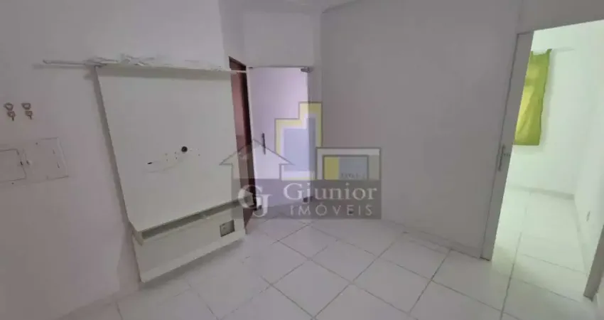 Kitnet com divisória e armário + garagem privativa, Centro, Campinas (SP) - KI1392