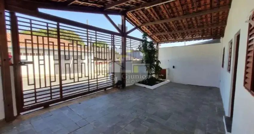 VENDA: Casa com 3 Dormitórios (sendo 1 suíte) + Garagem, Vila Castelo Branco, Campinas (SP) - CA1391