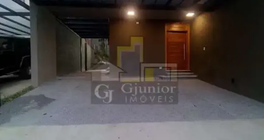 Excelente Casa com 3 Dormitórios (sendo 3 suítes+ 1 suíte master) + 5 Vagas de Garagem,  Itapetinga Atibaia (SP) - CA1174
