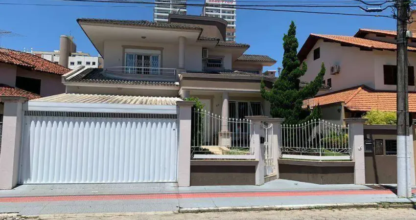 Casa com 3 dormitórios à venda, 330 m² por r$ 1.750.000,00 - centro - palhoça/sc